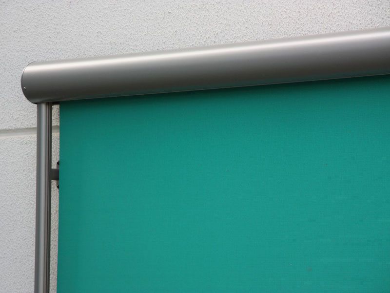 erhardt_trr_senkrechtmarkise_2_detail_lg